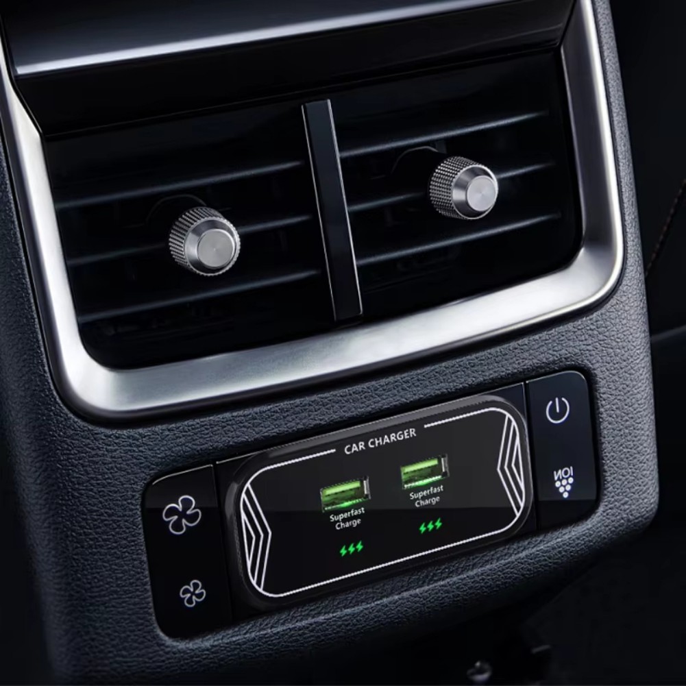 Caricabatterie per Auto Nero 4 - Interior Design Output recensione e prezzo